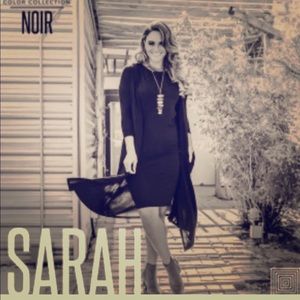 LULAROE Black Sarah ~ Sz M